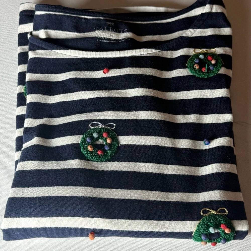 Talbots‎ Holiday Wreath Embroidered Striped Top – Women’s M – 100% Cotton - Picture 10 of 10